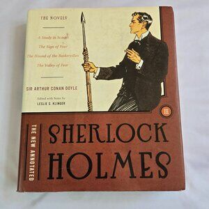 The New Annotated Sherlock Holmes: The Novels (The Annotated Books) - Hardcover